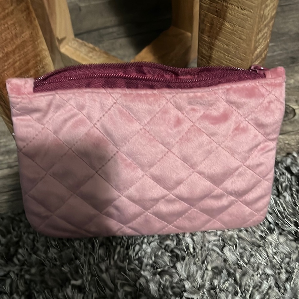 Ipsy makeup bag